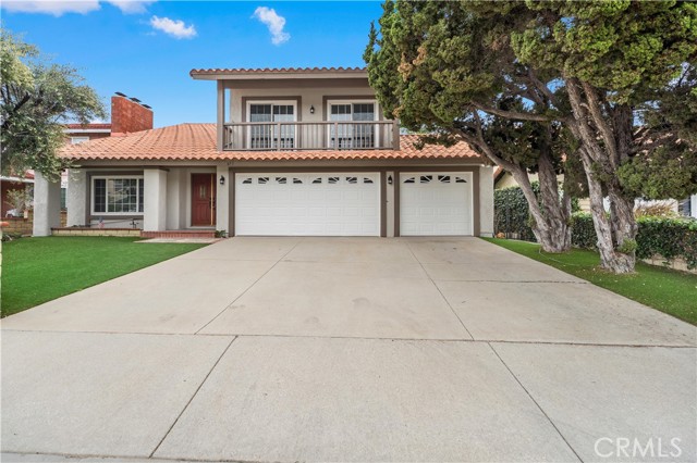 Detail Gallery Image 1 of 54 For 697 Farben Dr, Diamond Bar,  CA 91765 - 4 Beds | 3 Baths