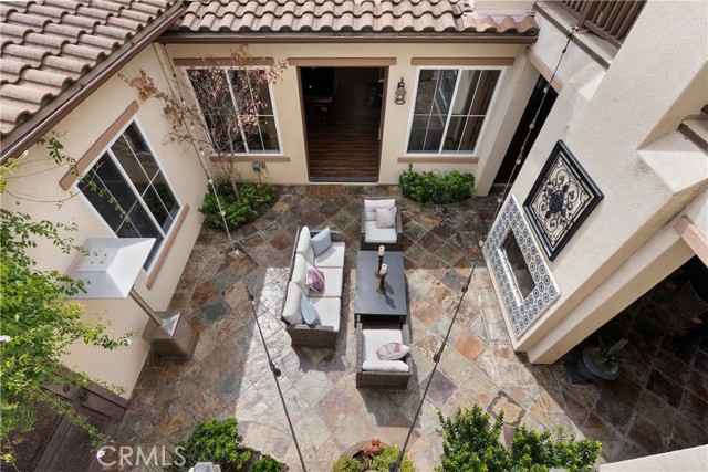 21 Calle Vista Del Sol, San Clemente CA: https://media.crmls.org/medias/23fd0faa-0d48-49ba-b4ac-2b974dcfe34f.jpg