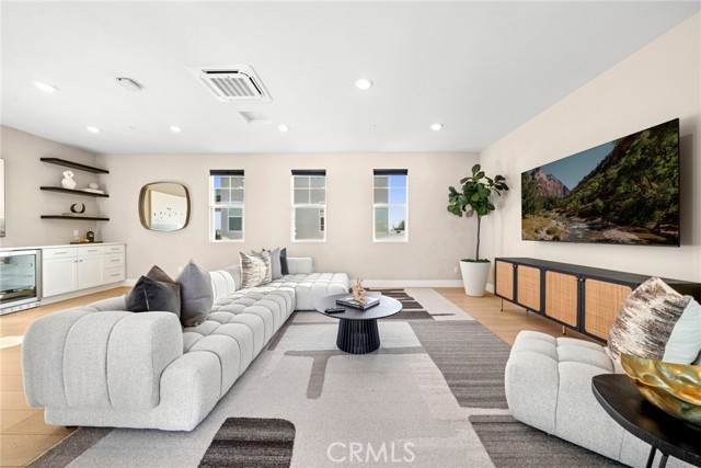 Detail Gallery Image 34 of 37 For 126 Scale, Irvine,  CA 92618 - 4 Beds | 4 Baths