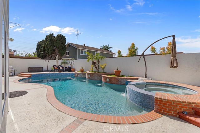 Detail Gallery Image 29 of 41 For 19705 Teresa Ct, Cerritos,  CA 90703 - 6 Beds | 3/1 Baths