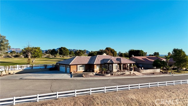 2281 Dekens Court, Blythe CA: https://media.crmls.org/medias/23feba46-055e-46a5-94f1-7d631394f5a9.jpg