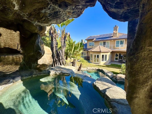 590 Stonebrook Street, Simi Valley CA: https://media.crmls.org/medias/23ff47ef-f252-4ec2-87d0-7339ad69ec65.jpg