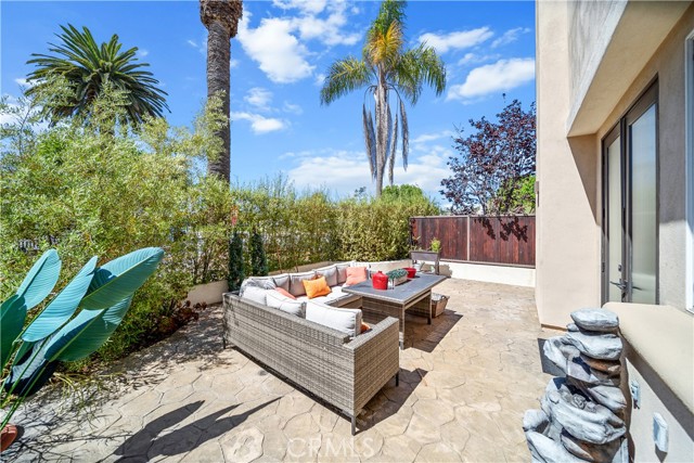 Detail Gallery Image 33 of 34 For 720 Marguerite Ave #1,  Corona Del Mar,  CA 92625 - 3 Beds | 2/1 Baths