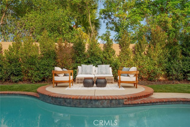 Detail Gallery Image 5 of 41 For 5540 Buffwood, Agoura Hills,  CA 91301 - 5 Beds | 4 Baths