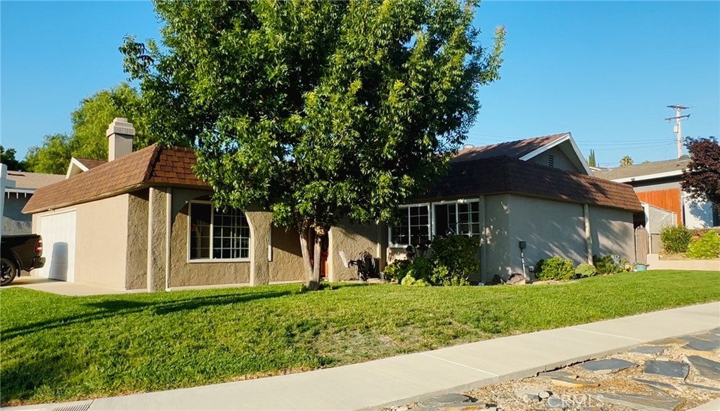 28034 Langside Avenue, Canyon Country, CA 91351