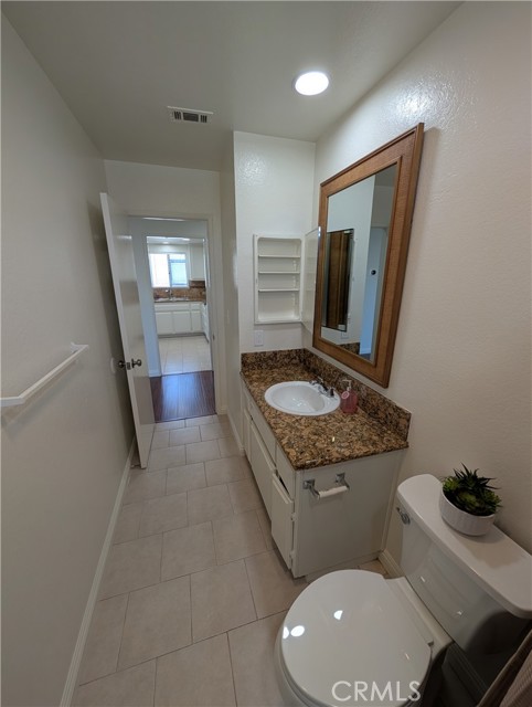 529 E Colorado Boulevard, Monrovia CA: https://media.crmls.org/medias/2400cd8f-7961-4344-9acc-0bfaa6470e40.jpg