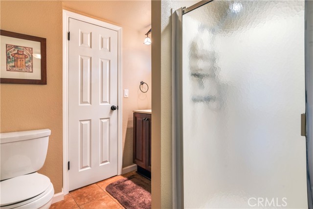 Detail Gallery Image 22 of 30 For 39576 Oak Glen Rd, Fawnskin,  CA 92333 - 2 Beds | 3/1 Baths
