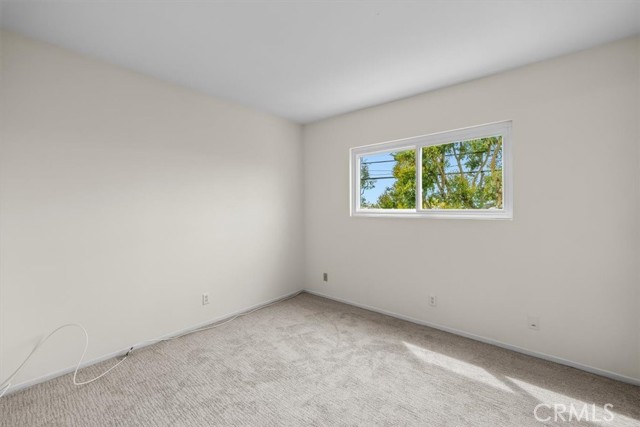 Middle bedroom with walk in closet