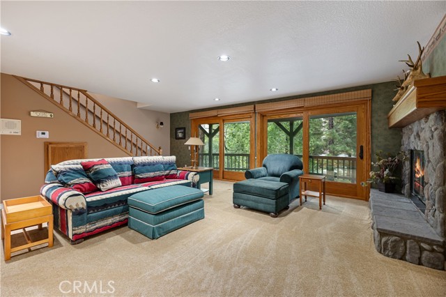 Detail Gallery Image 39 of 75 For 180 Grass Valley Rd #29,  Lake Arrowhead,  CA 92317 - 4 Beds | 5/1 Baths