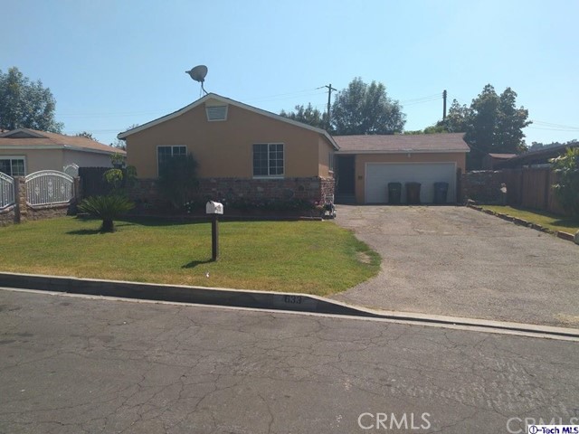 633 Roxley Dr, La Puente, CA 91744