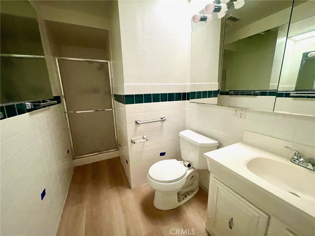 24046109 Ac93 4a68 A3f6 F2da2f8b83ad