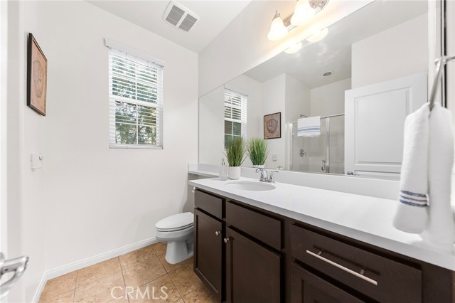 7733 Lupin Street, Chino CA: https://media.crmls.org/medias/2404c7f7-4a71-473b-bcb8-c64a212fffb7.jpg