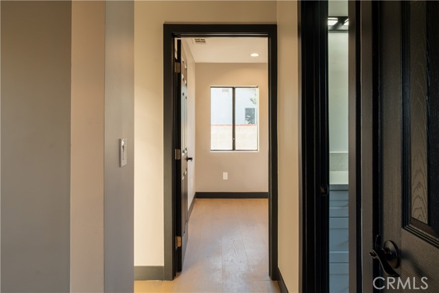 10716 Telfair Avenue, Pacoima CA: https://media.crmls.org/medias/2405d657-01bd-44dc-88ce-6de52dab4f15.jpg