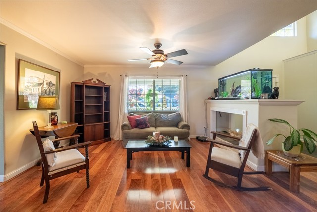 Detail Gallery Image 4 of 32 For 272 E 8th Ave, Chico,  CA 95926 - 3 Beds | 2 Baths
