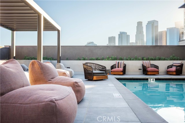 118 Astronaut Ellison S Onizuka Street, Los Angeles CA: https://media.crmls.org/medias/240632bf-0487-4cd8-ab38-1b7a2a3e0e61.jpg