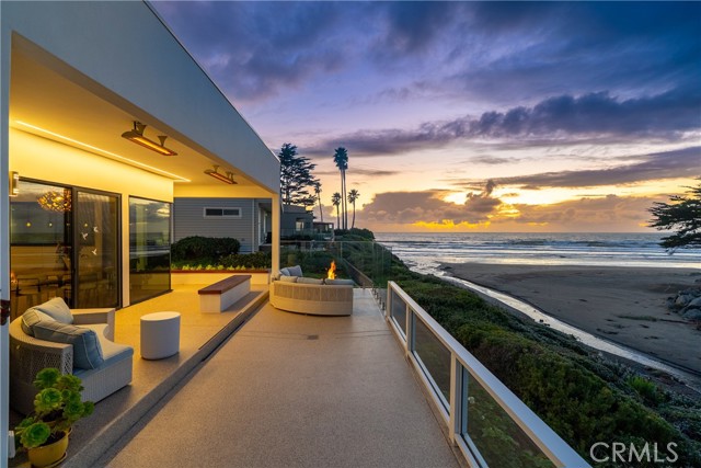 3086 Studio Drive, Cayucos CA: https://media.crmls.org/medias/24076af2-982e-46d8-bee5-f563242aea75.jpg