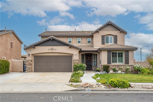 Detail Gallery Image 2 of 68 For 17921 Valerian Way, San Bernardino,  CA 92407 - 4 Beds | 3 Baths