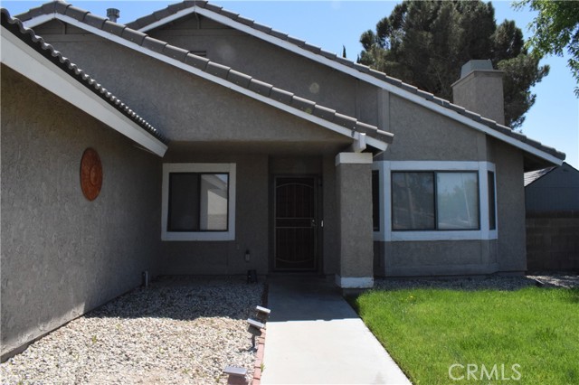Detail Gallery Image 6 of 69 For 44002 32nd St, Lancaster,  CA 93536 - 4 Beds | 2 Baths