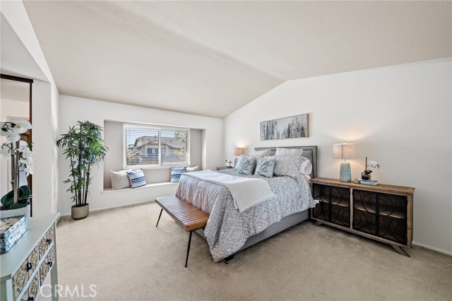 18108 Hearth Drive, Fountain Valley CA: https://media.crmls.org/medias/2407d51b-432a-401c-80f1-269b5eb17426.jpg