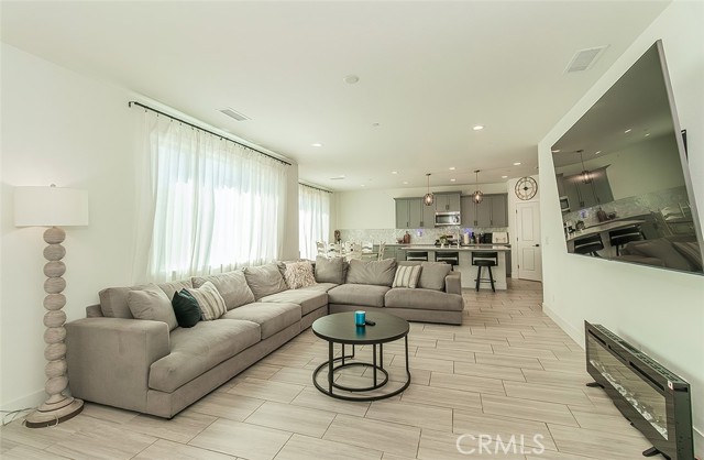 4254 Oak Knoll Road, Madera CA: https://media.crmls.org/medias/2407f3f2-6334-49e7-bec9-9f52329778c3.jpg