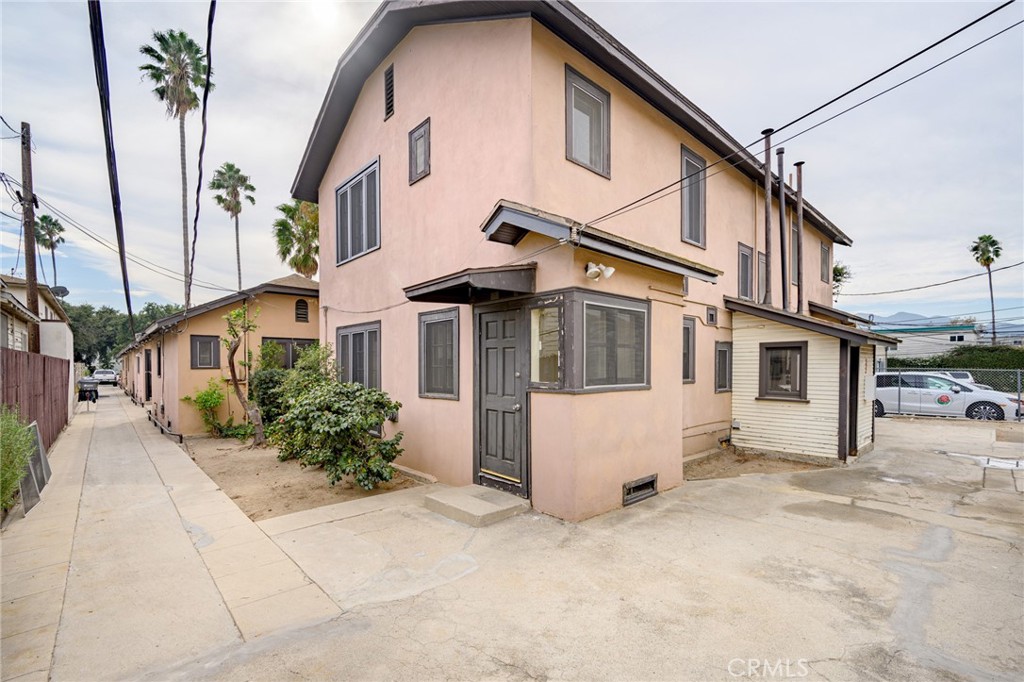 415 Riverdale DriveGlendale img 34