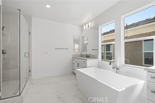 Detail Gallery Image 44 of 63 For 5817 Sunrise Ridge Ln, Lake Forest,  CA 92679 - 4 Beds | 3/1 Baths