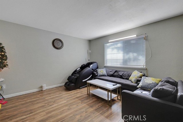 Detail Gallery Image 7 of 32 For 4429 Martel Dr, Olivehurst,  CA 95961 - 3 Beds | 2 Baths