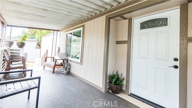 4041 Pedley Road, Jurupa Valley CA: https://media.crmls.org/medias/2409c2a1-4fe2-4b61-8d98-febc85245bc6.jpg