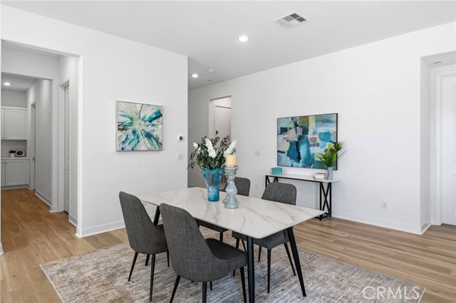 Detail Gallery Image 5 of 70 For 191 Sash, Irvine,  CA 92618 - 4 Beds | 3/1 Baths