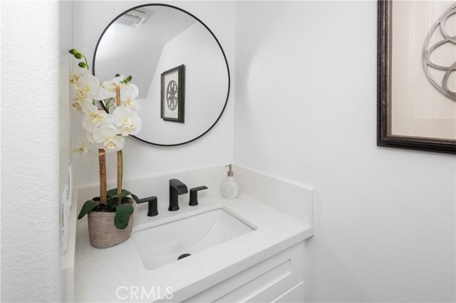 Detail Gallery Image 11 of 28 For 7920 E Menton, Anaheim Hills,  CA 92808 - 1 Beds | 1/1 Baths