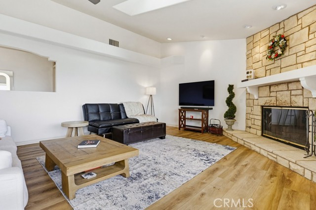 Detail Gallery Image 7 of 55 For 28572 Meadow Mesa Ln, Escondido,  CA 92026 - 4 Beds | 5/1 Baths