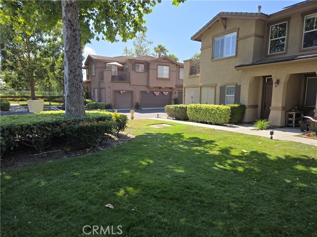 47 Red Bud, Aliso Viejo CA: https://media.crmls.org/medias/240ab9bc-efb8-46bc-9cd9-1634c69c38b6.jpg