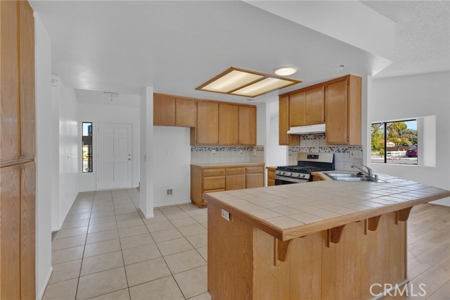 Detail Gallery Image 15 of 45 For 18037 Mondamon, Apple Valley,  CA 92307 - 3 Beds | 2 Baths