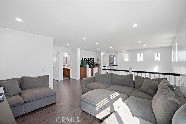 Detail Gallery Image 14 of 45 For 7691 Nut Grove, Corona,  CA 92880 - 5 Beds | 3/1 Baths