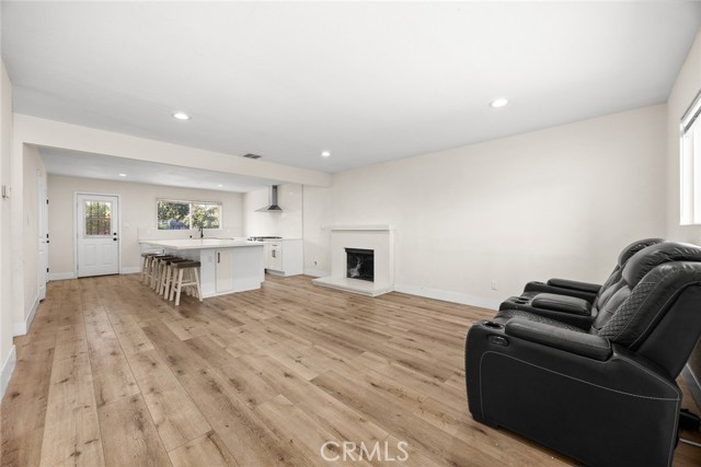 Detail Gallery Image 8 of 39 For 3817 Athol, Baldwin Park,  CA 91706 - 3 Beds | 2 Baths