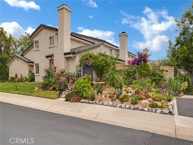 6004 Rothko Lane, Simi Valley CA: https://media.crmls.org/medias/240bd31d-16a4-4383-8623-136175cac2aa.jpg