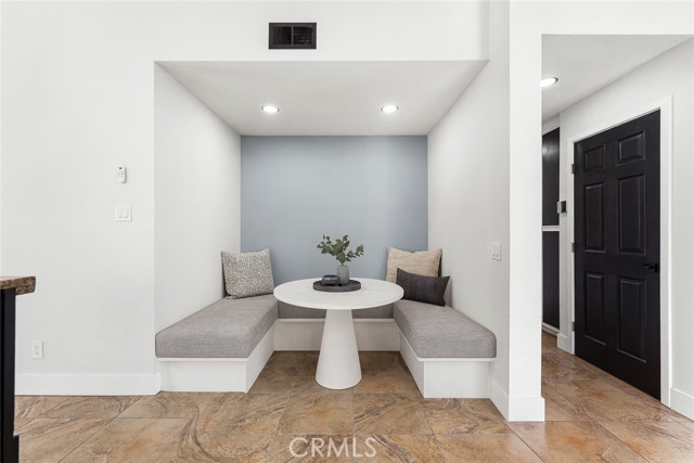 Detail Gallery Image 15 of 58 For 4042 E Avenue R6, Palmdale,  CA 93552 - 3 Beds | 2 Baths
