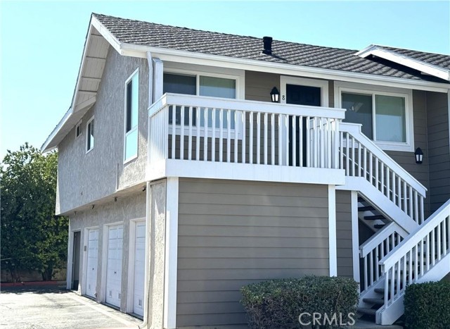 700 W Walnut Avenue, Orange CA: https://media.crmls.org/medias/240d61be-05e8-4e10-b7f1-3ab8ba5c639a.jpg
