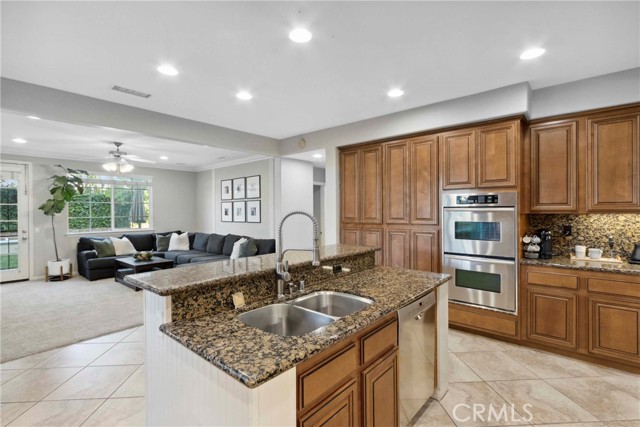 Detail Gallery Image 11 of 23 For 45614 Hawk Ct, Temecula,  CA 92592 - 5 Beds | 3 Baths