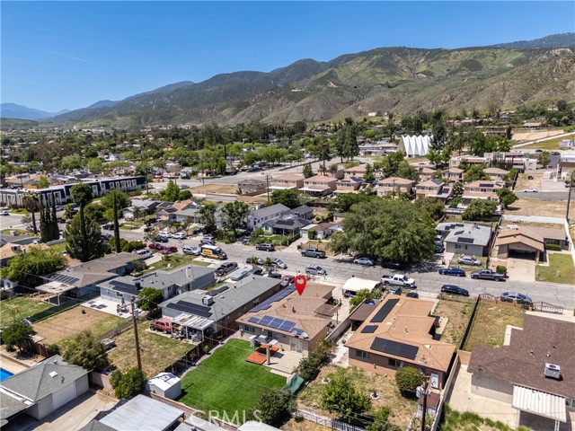 279 E 48th Street, San Bernardino CA: https://media.crmls.org/medias/240e9393-f3b3-4b2a-86a2-a8a06ad1e71f.jpg