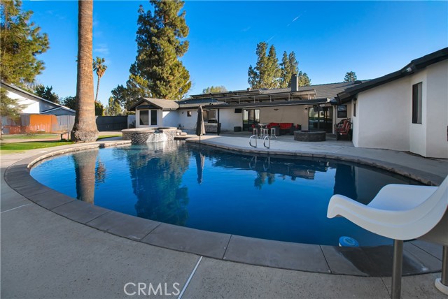 Detail Gallery Image 40 of 59 For 19501 Vintage St, Northridge,  CA 91324 - 7 Beds | 6 Baths