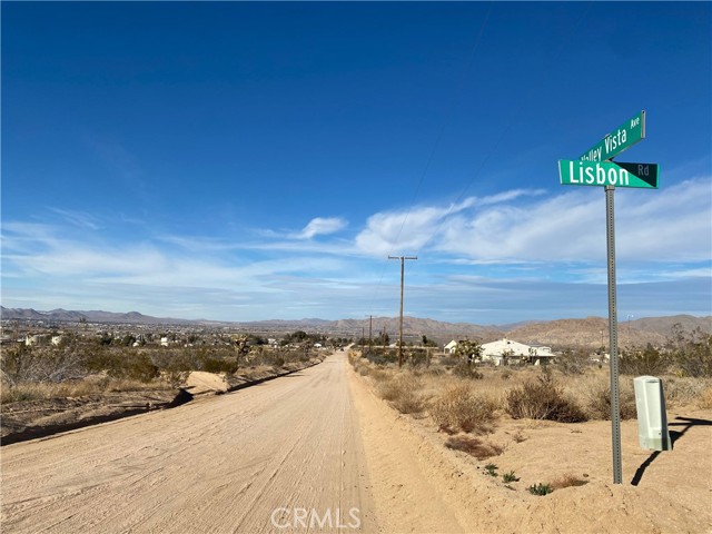 Detail Gallery Image 13 of 18 For 1 Tussing Ranch Rd, Apple Valley,  CA 92308 - – Beds | – Baths