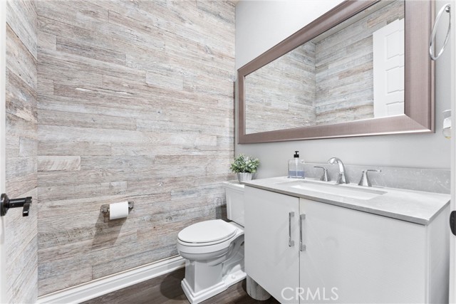 Detail Gallery Image 21 of 57 For 202 Geyser, Irvine,  CA 92618 - 4 Beds | 4/1 Baths