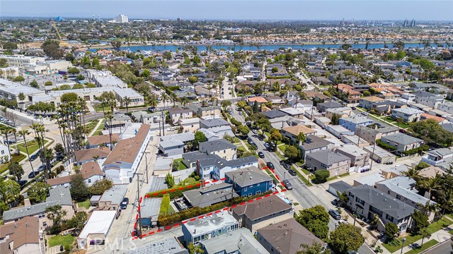 Detail Gallery Image 5 of 28 For 263 Corona Ave, Long Beach,  CA 90803 - 5 Beds | 5 Baths