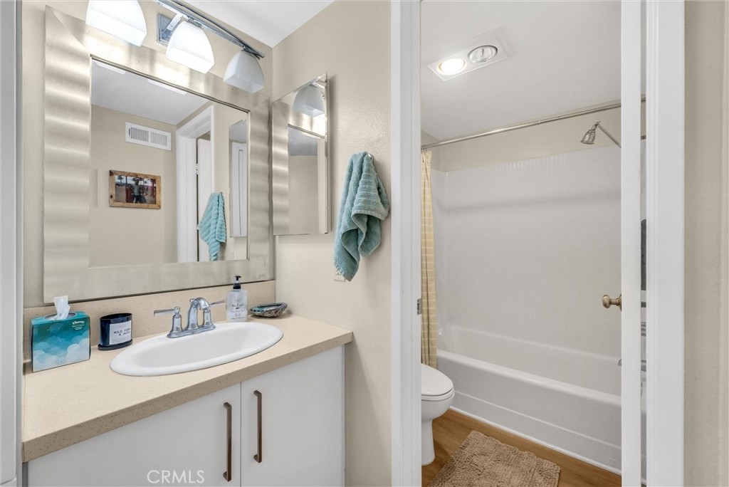 MLS #OC25257932 image #14