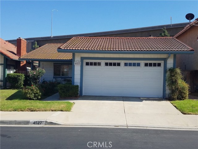 4527 Pennyroyal Dr, Corona, CA 92878