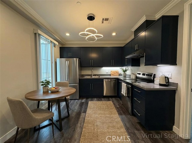 Detail Gallery Image 2 of 12 For 530 Fano St #D,  Monrovia,  CA 91016 - 3 Beds | 3 Baths