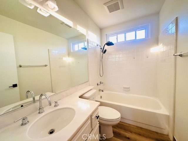 Detail Gallery Image 19 of 26 For 12 Amberleaf, Irvine,  CA 92614 - 3 Beds | 2/1 Baths