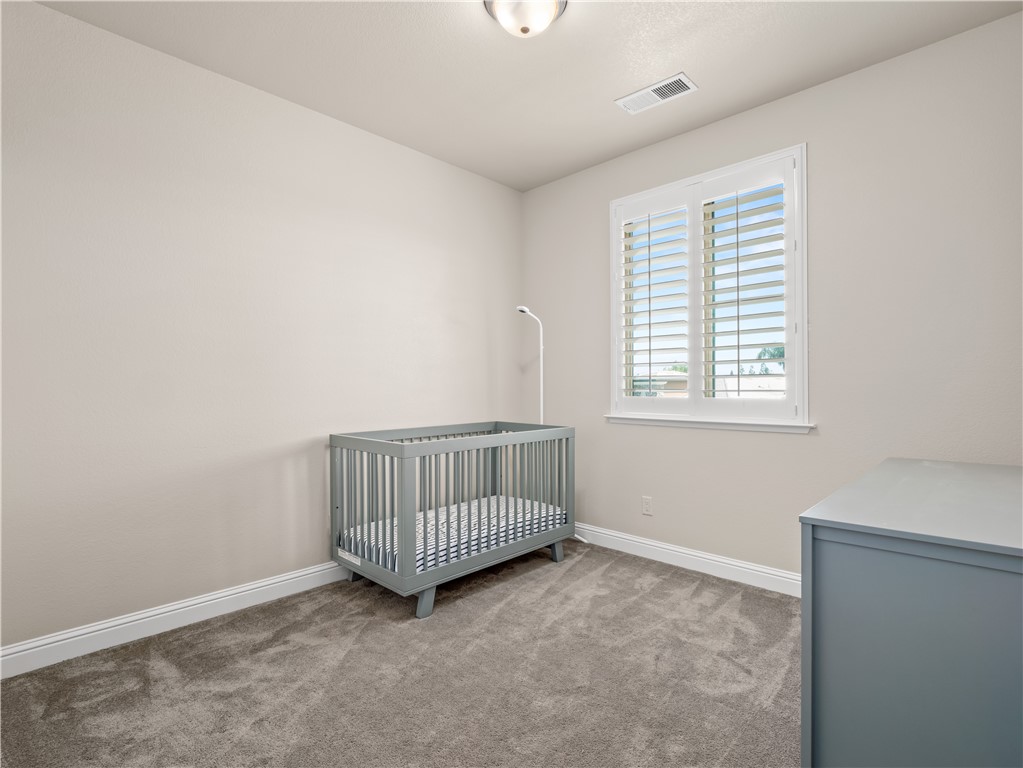 Detail Gallery Image 30 of 43 For 11303 N via Napoli Dr, Fresno,  CA 93730 - 4 Beds | 3/1 Baths