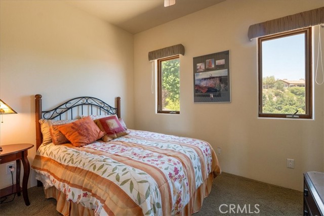 1917 Santa Margarita Drive, Fallbrook CA: https://media.crmls.org/medias/241370f9-61e1-4fb2-b151-2c700264590b.jpg